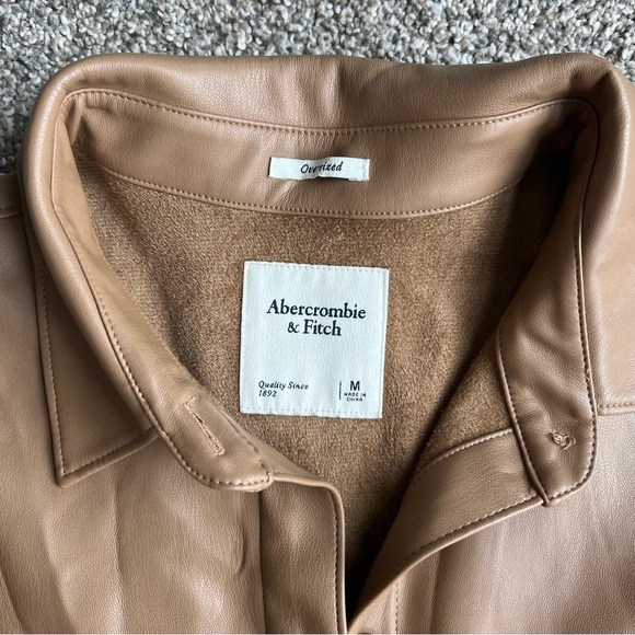 Abercrombie & Fitch Oversized Vegan Leather Brown Jacket Size Medium - Picture 2 of 5